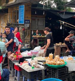 Hậu bão Yagi, hàng hóa thiết yếu giá ‘loạn cào cào’, bà nội trợ xót xa